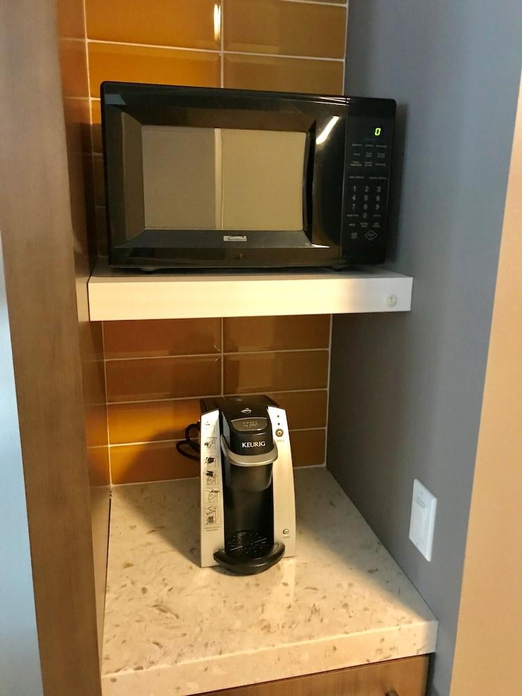 Hilton Garden Inn Davis Downtown Εξωτερικό φωτογραφία